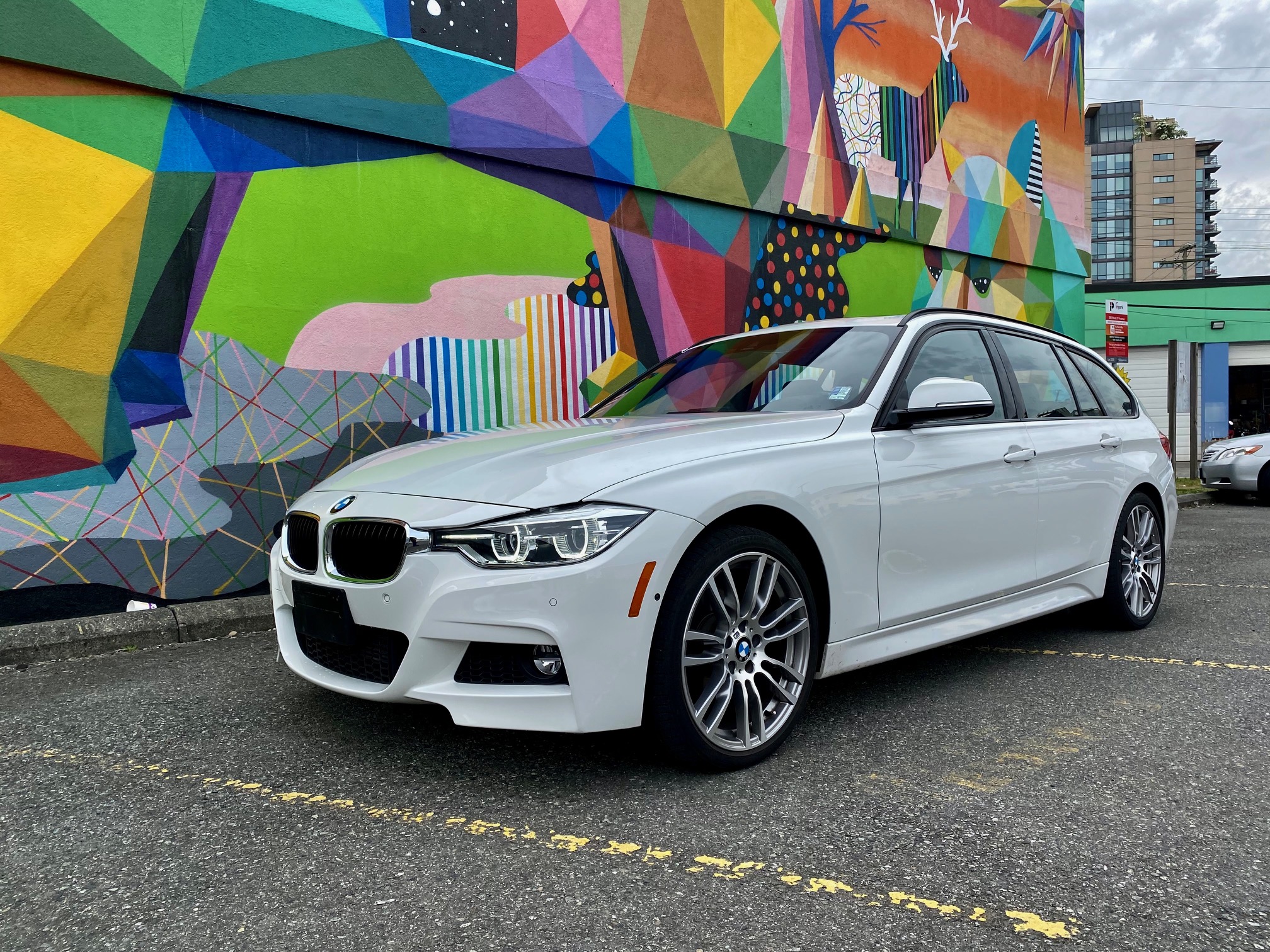 2018 BMW 328D Touring (Diesel/MSport) AXIS AUTO